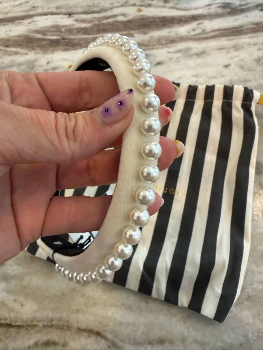 NWT Lele Sadoughi Ivory Cream White PEARL EMBELLISHED VELVET GIGI HEADBAND